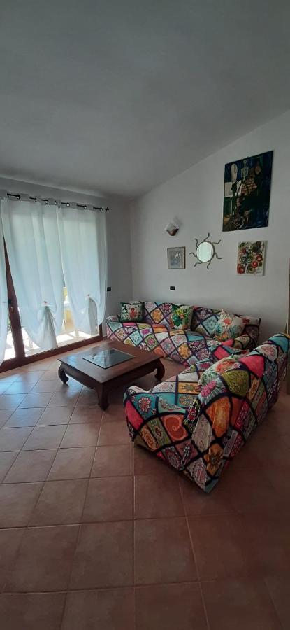 Artistika Golden Apartment Капитана Екстериор снимка