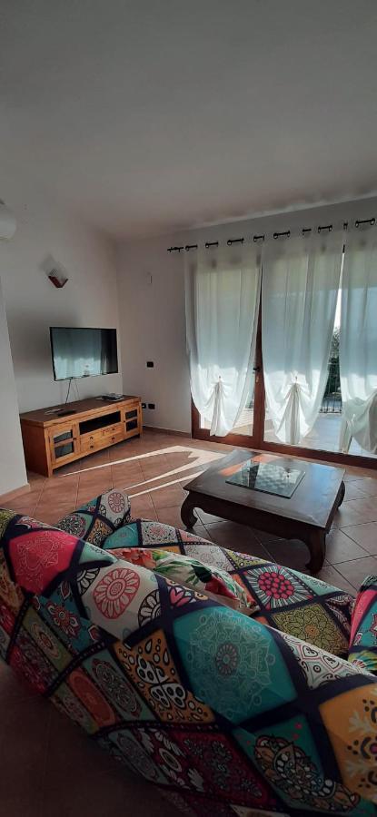 Artistika Golden Apartment Капитана Екстериор снимка